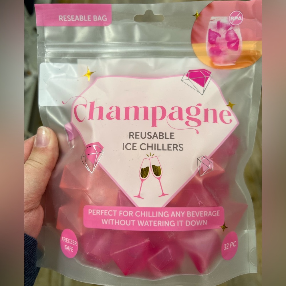 NWT Champagne Diamond shaped Reusable Ice Chillers - Pink